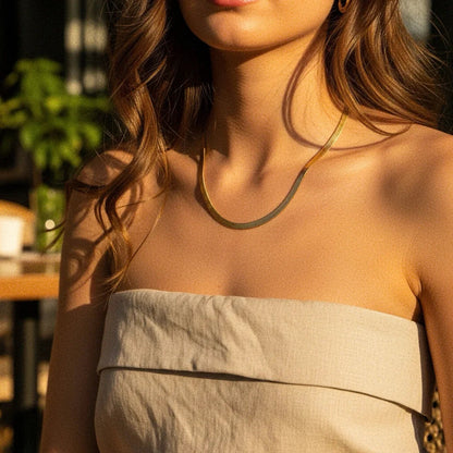 Eleanor Regal Herringbone Necklace