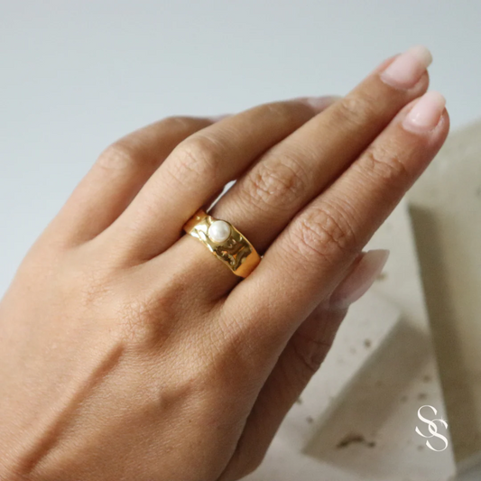 Margot Gold Statement Ring