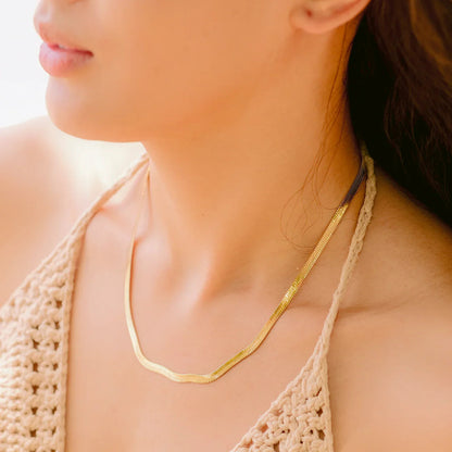 Eleanor Regal Herringbone Necklace