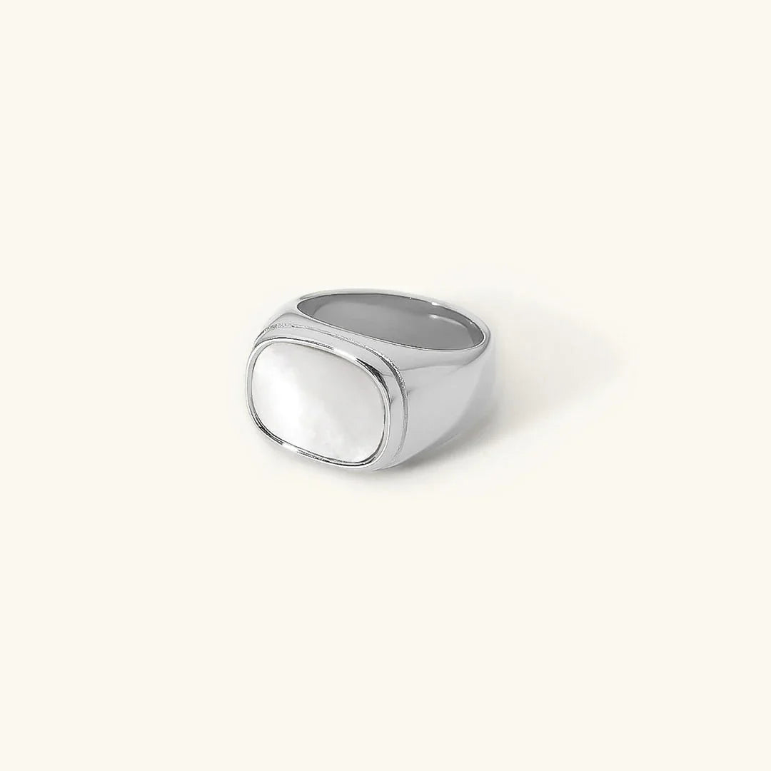 Eleanor Fairfax Signet Ring