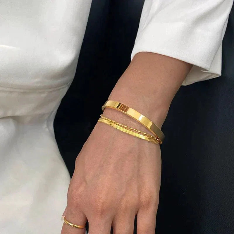 Grace Gold Cuff
