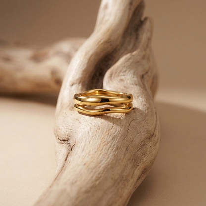 Victoria Wave Gold Ring Set