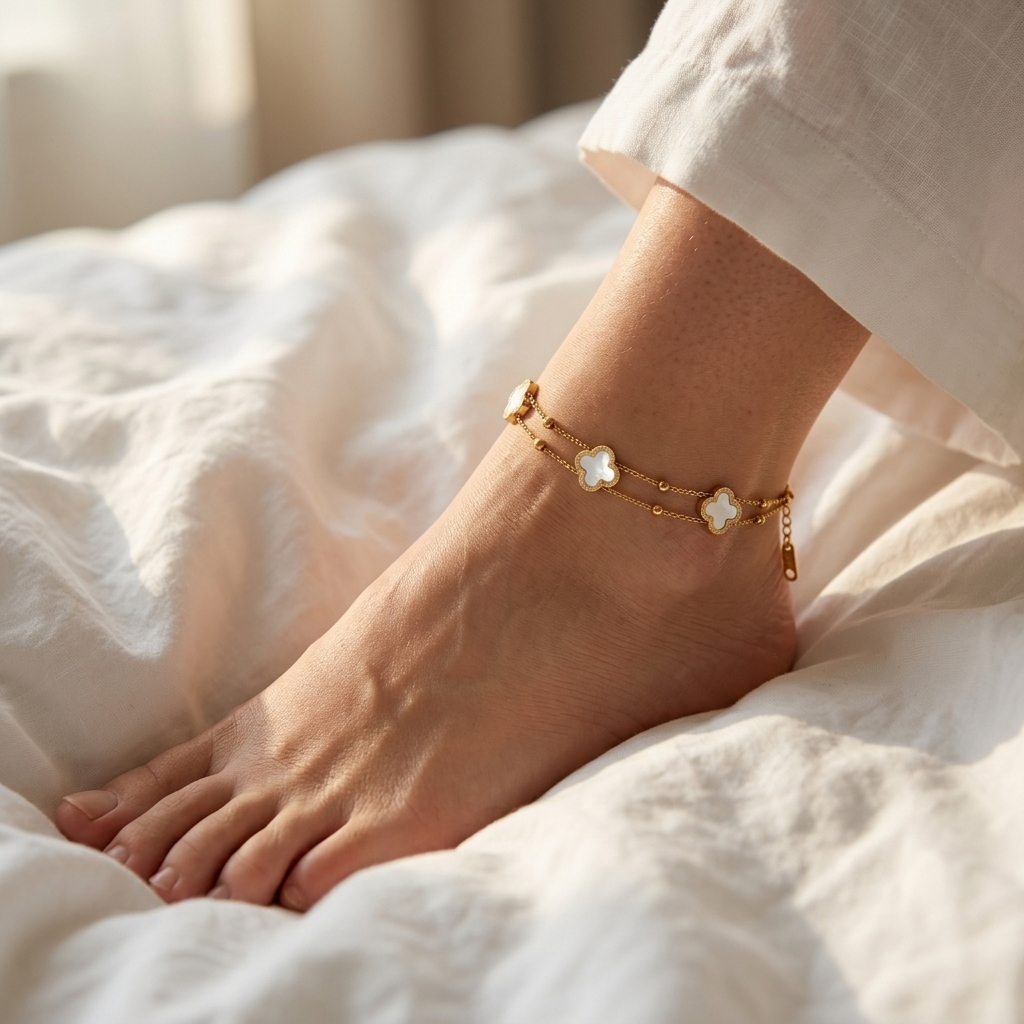 Marguerite Clover Anklet