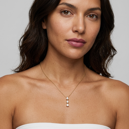 Victoria Teardrop Radiance