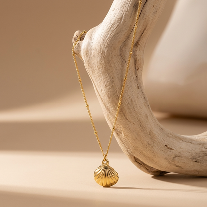 Chloe Regal Seashell Necklace