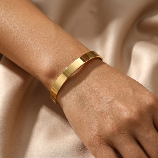 Grace Gold Cuff