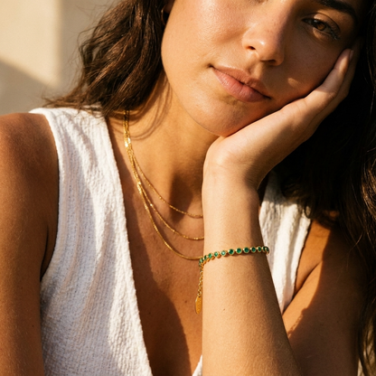 Elizabeth Emerald Radiance