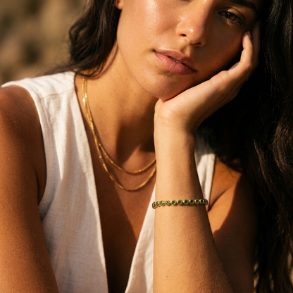 Elizabeth Emerald Radiance