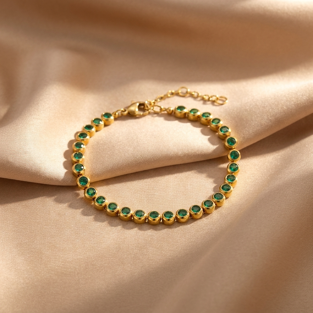 Elizabeth Emerald Radiance