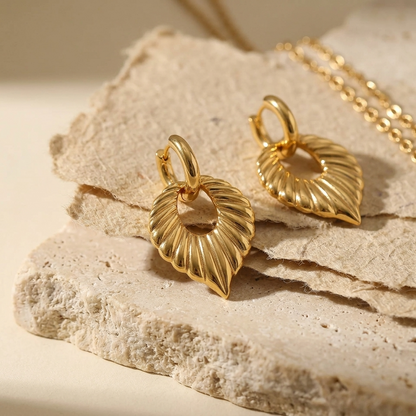 Isla Leaf Drop Earrings