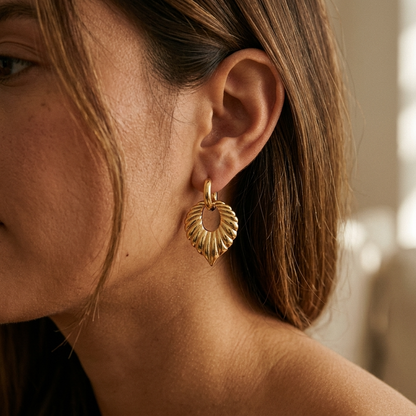 Isla Leaf Drop Earrings