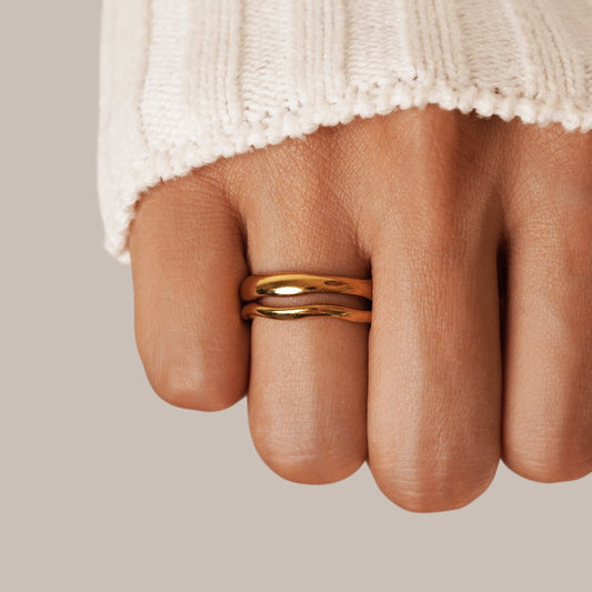 Victoria Wave Gold Ring Set
