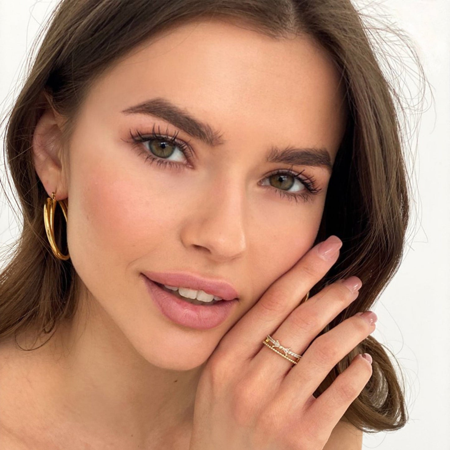 Thalia Gold Hoop Earrings